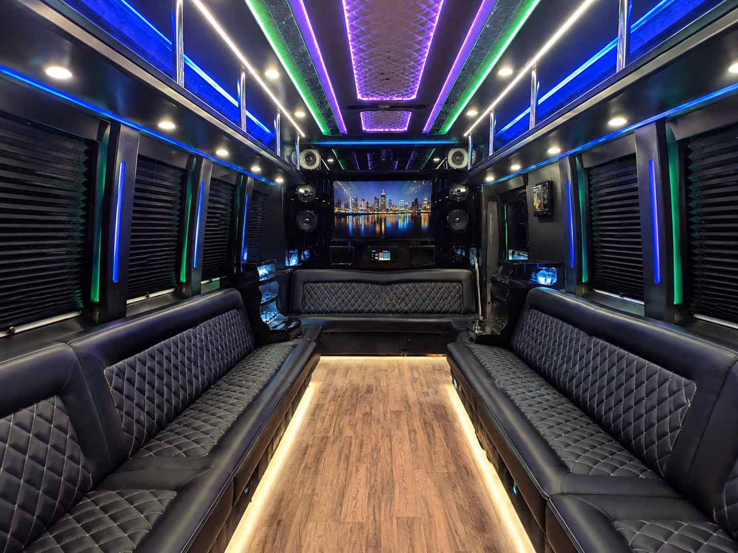 Rent a Bus to Jim Whelan Boardwalk Hall