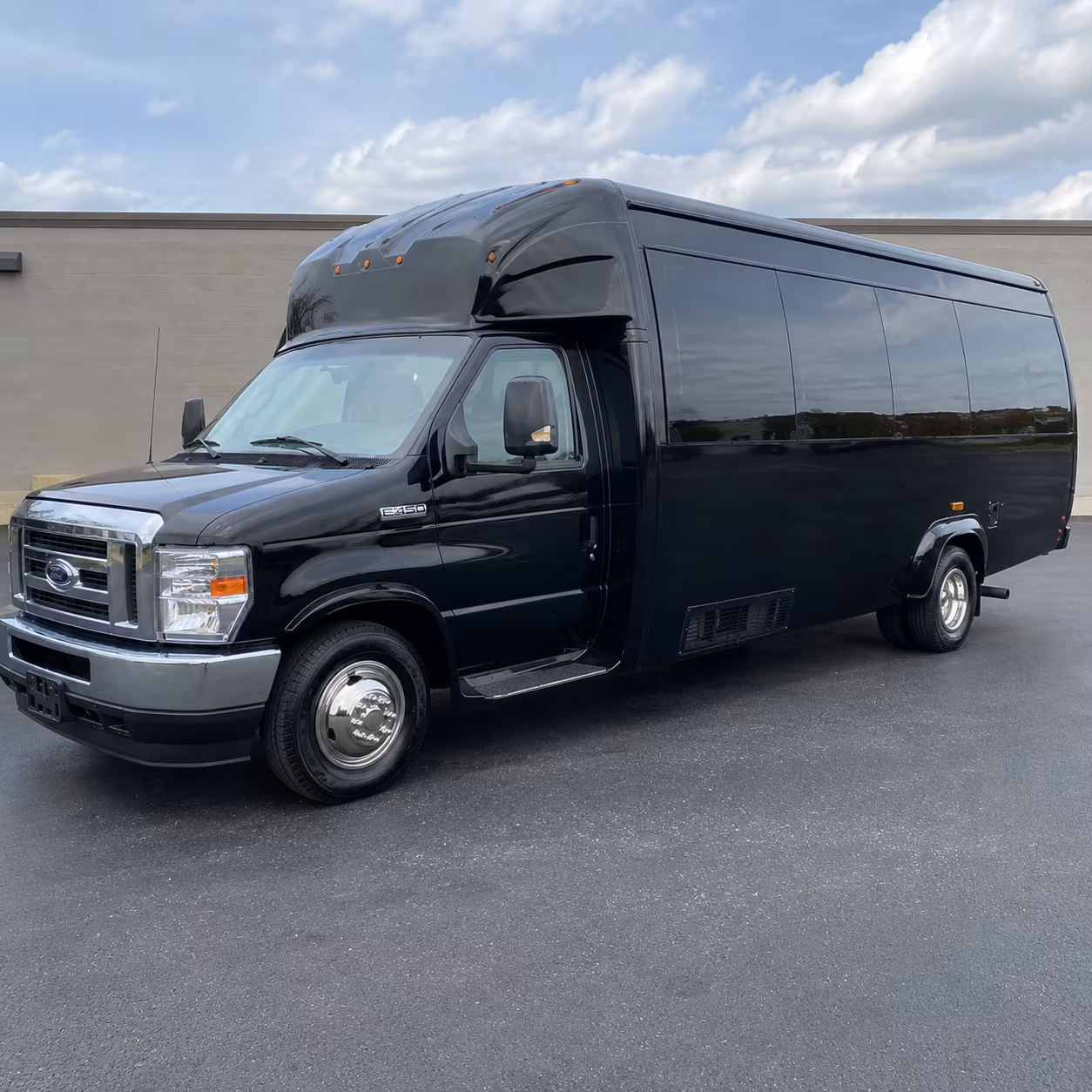 20 Passenger Party Bus Exterior