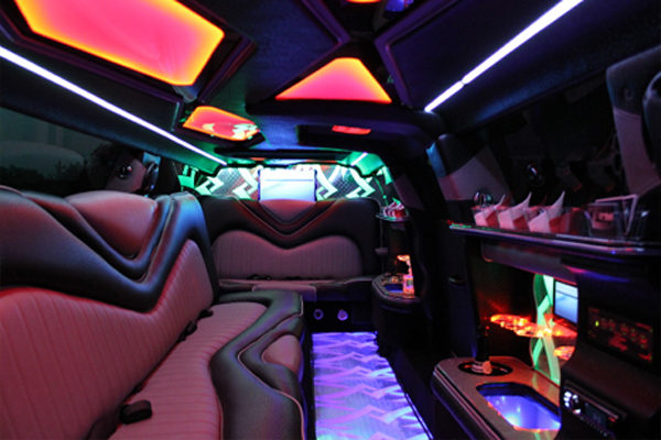 8 Person Chrysler 300 Limo Rental Atlantic City