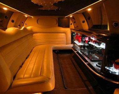 Lincoln Limos Near Linwood